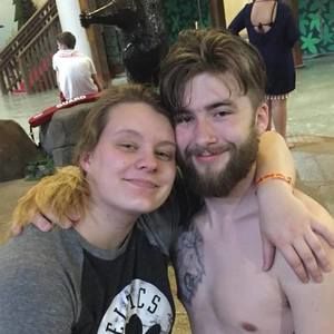 Meet your Posher, Hunter